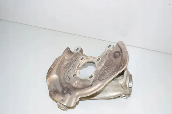Oikea eturenkaan nivel OEM 31216852160 BMW i3 image 2