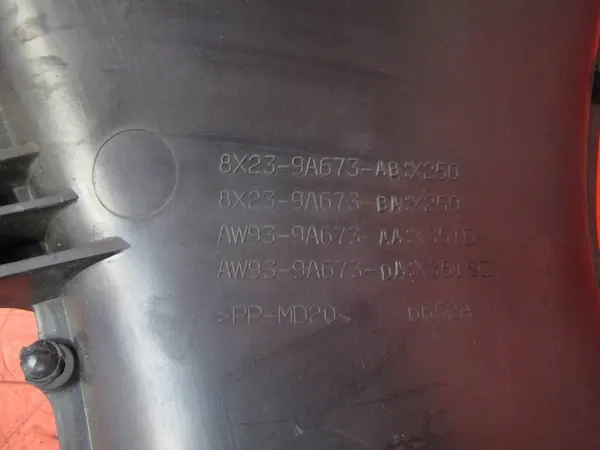 JAGUAR XF XFR X250 5.0 V8 Ilmansuodattimen Kotelo Vasen image 7