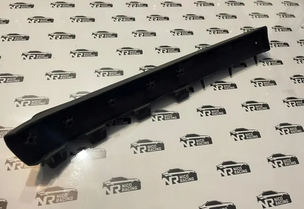 Porsche OE 7P5853888E Moldura Parachoques Delantero Derecho image 2