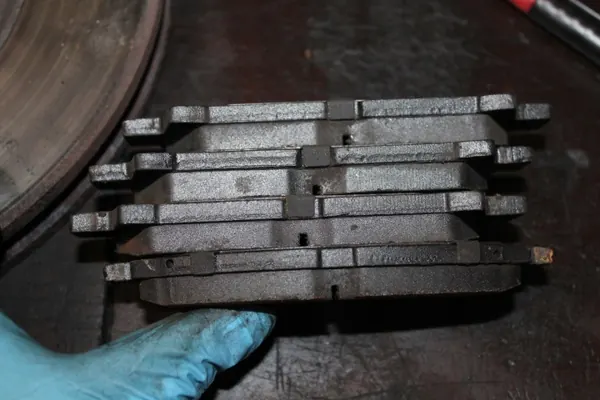 OEM TARCZE HAMULCOWE KLOCKI PRZÓD AVENSIS T22 2.0 D4D 1CD KOMPLET image 6