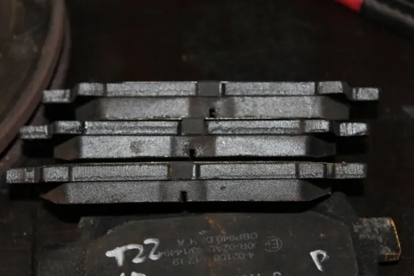 OEM TARCZE HAMULCOWE KLOCKI PRZÓD AVENSIS T22 2.0 D4D 1CD KOMPLET image 8