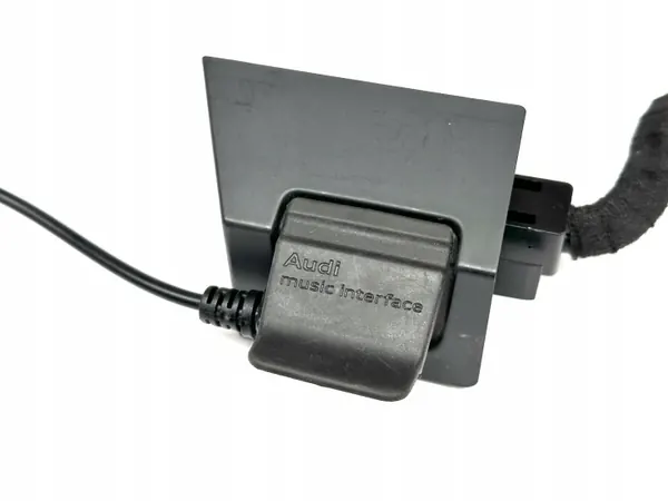 Interfaz Audio AMI MMI Audi A6 C7 A7 OEM 4F0035727 image 3