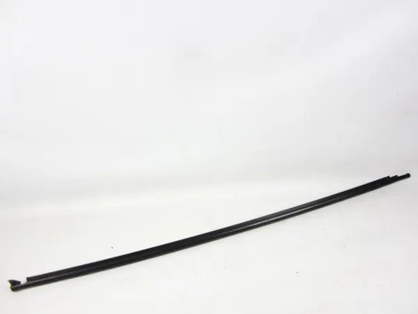 Joint de porte avant droit OEM 6F0837478G Seat Ibiza V image 2