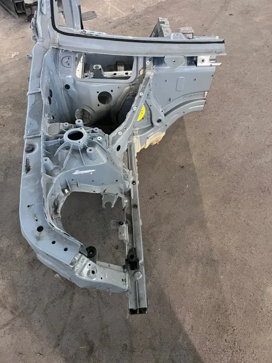 Panel cuarto delantero derecho BMW X3 G45 OEM C4P image 4