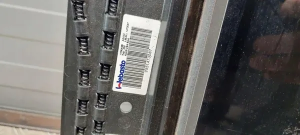 Audi A4 S4 B8 Kattoikkuna OEM 8K5877041B - Käytetty image 8