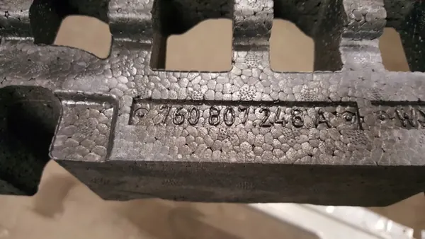 Etupuskuri Vahvistus VW Touareg III 2018 760807109B image 10