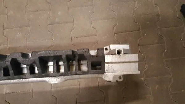 Etupuskuri Vahvistus VW Touareg III 2018 760807109B image 4