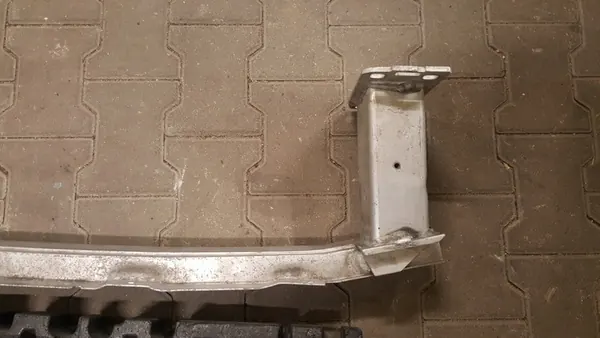 Etupuskuri Vahvistus VW Touareg III 2018 760807109B image 8