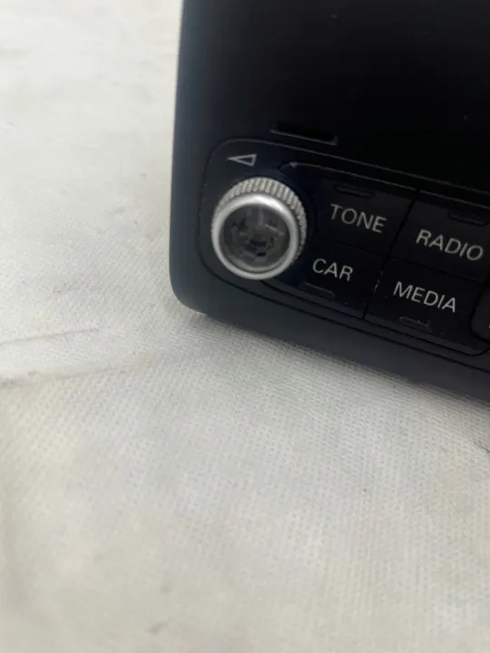 Audi OEM 8X0035193E MMI Navigationsradio för A1 8X image 4