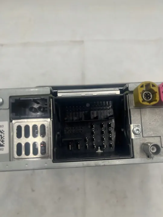 Audi OEM 8X0035193E MMI Navigationsradio för A1 8X image 9