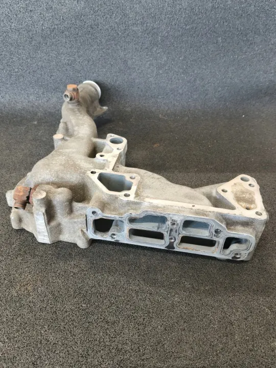 Carter de Pompe à Eau OEM 51063305046 pour MAN D2066LUH image 3