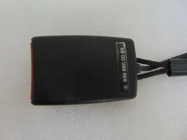 Seat Belt Buckle Mercedes W639 A6398600069 image 10