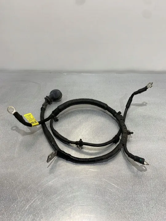 Borne positive Chevrolet Trax OEM FBZ19575 image 2