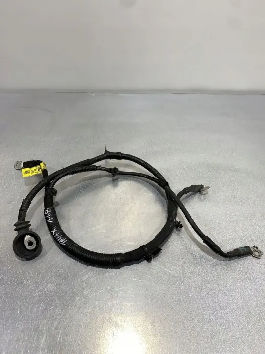Borne positive Chevrolet Trax OEM FBZ19575 image 3