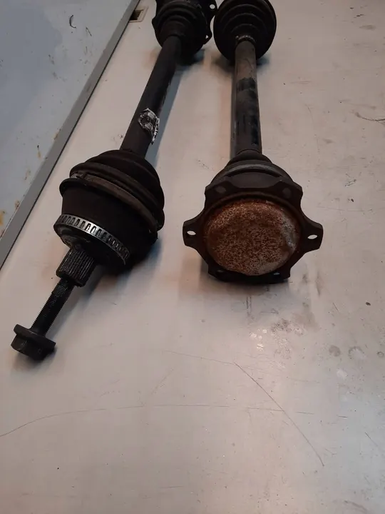 Höger fram drivaxel VW Passat B5 FL 1.9 TDI image 3