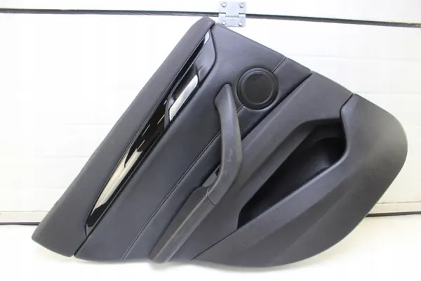 BMW X1 F48 Linker Achterdeurbekleding OEM 51427438103 image 2