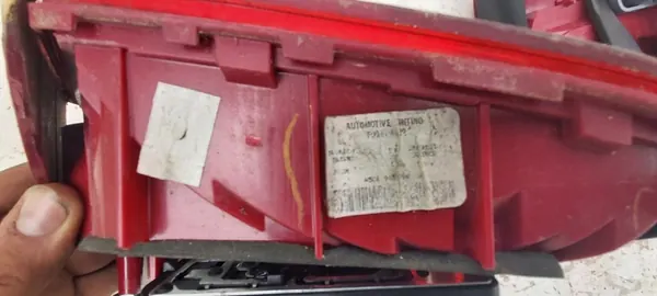 VW JETTA Lámpara Trasera Izquierda Derecha Maletero OEM 5C6945094A image 3