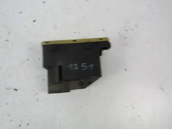 Pompe de verrouillage central Mercedes OEM AK-6-81395 image 4