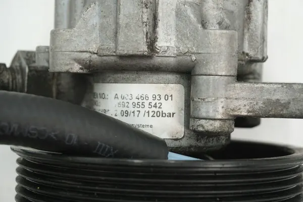 Servostyrningspump Mercedes Sprinter W906 A0034669301 image 6