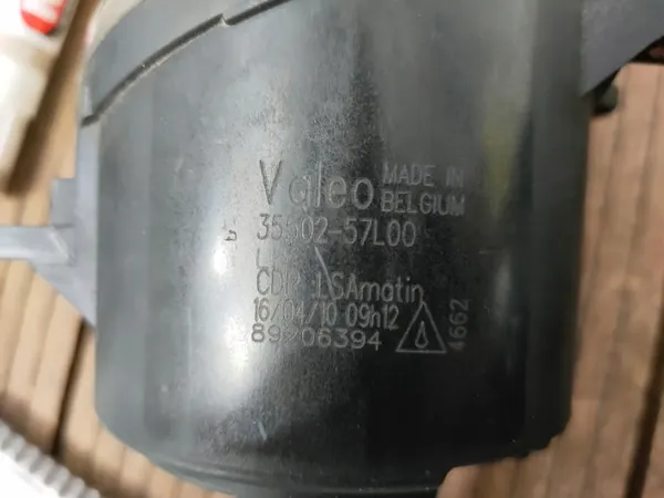 Suzuki Kizashi 09-14 vänster dimljus OEM 35502-57L00 image 6