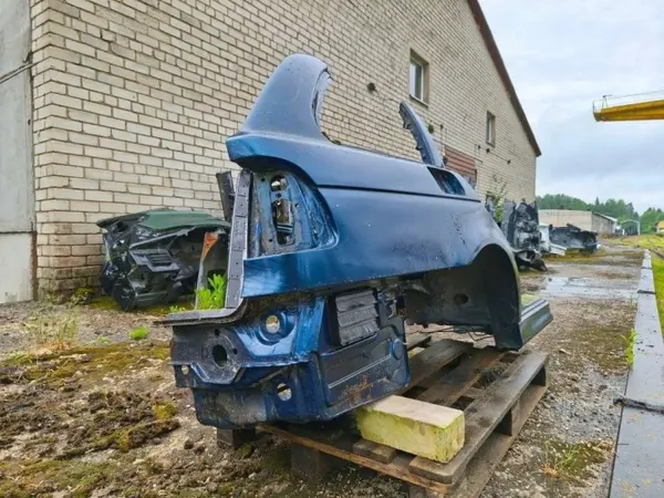 Panneau quart droit arrière BMW OE 8158006 E39 image 5