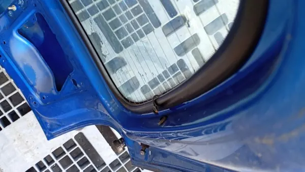 OEM 133263/VOLVOMAR Achterklepglas Opel Corsa B image 5