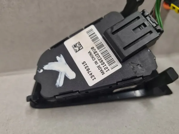 Interruptor Control Radio Volante Opel OE Astra V image 7