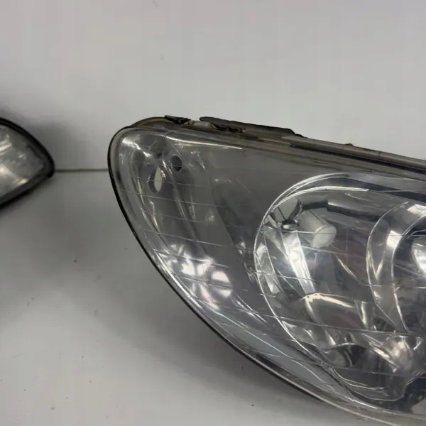 Rechter Frontscheinwerfer OEM JPF9628666780 für Peugeot 206 image 4