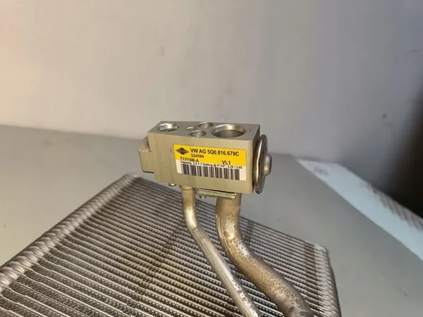 VW T-ROC LIFT 1.5 TSI 2025 Troca de calor 5WB816103A image 4