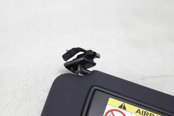 Visera izquierda OEM H01B para Ford 1.0L 2020 image 4