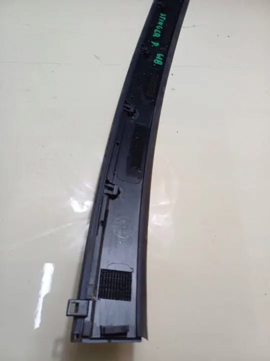 Kia Stinger takräcke höger OEM 81676J5000 image 4