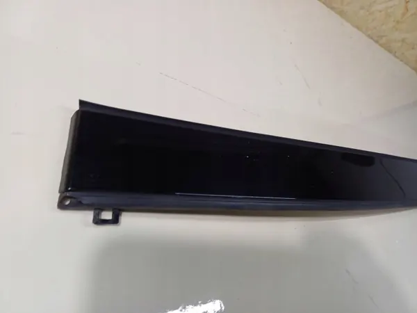 Kia Stinger takräcke höger OEM 81676J5000 image 6