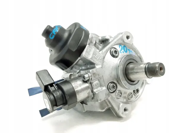 VW T5 Lift 2.0 TDI Einspritzpumpe image 5