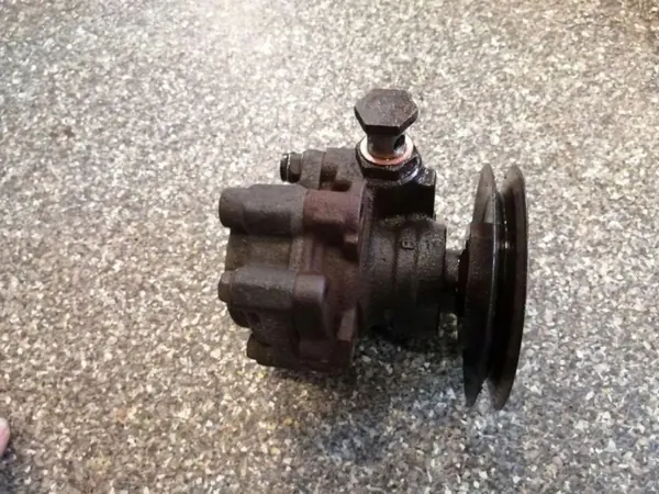 VW styrservo OEM 1H0422155C för Passat B7 Alltrack image 2