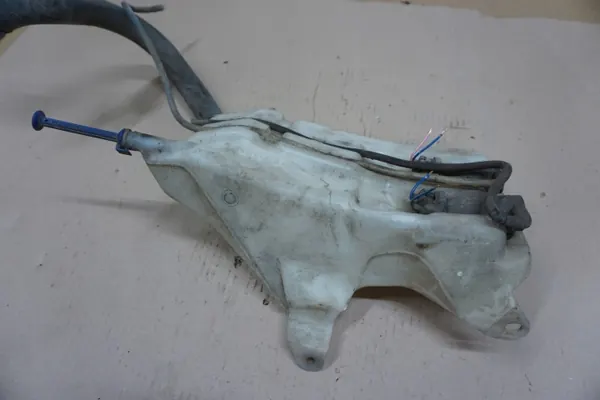 Scheibenwaschbehälter Toyota RAV4 I OEM 94-00 image 4