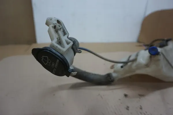 Scheibenwaschbehälter Toyota RAV4 I OEM 94-00 image 5