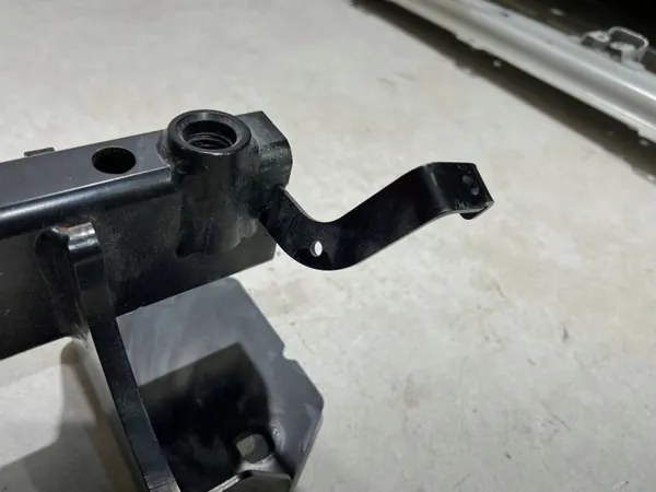 Sähköinen hinauskoukku OEM 9465776 BMW 4 i4 G26 image 5
