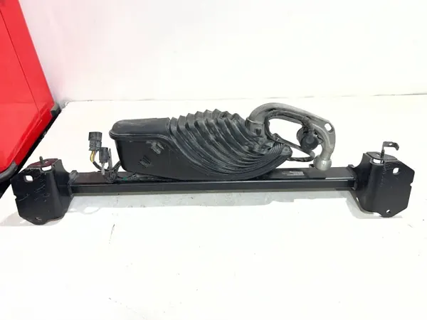 Sähköinen hinauskoukku OEM 9465776 BMW 4 i4 G26 image 8