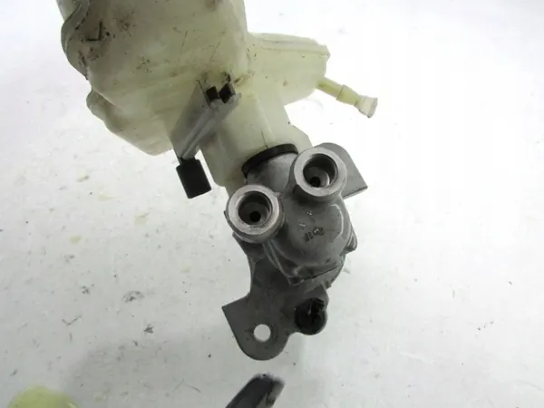 Pompe à frein Mercedes W177 OEM A1774304300 image 4