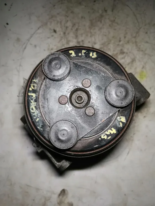 Compressore AC usato Subaru Impreza 2.0 OEM 73111FE021 image 3