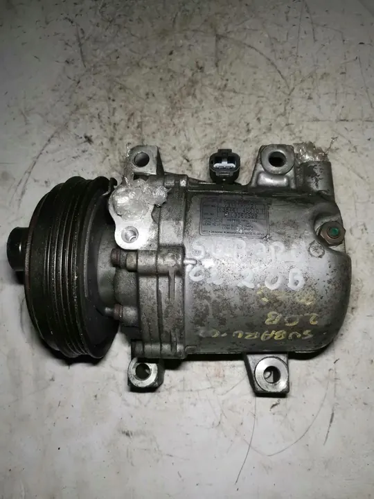 Compressore AC usato Subaru Impreza 2.0 OEM 73111FE021 image 5