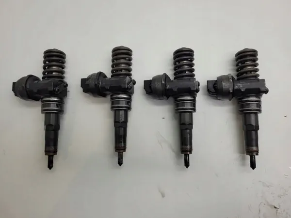 Injector OEM 038130073AK para SEAT Alhambra I 1.9 TDI image 2
