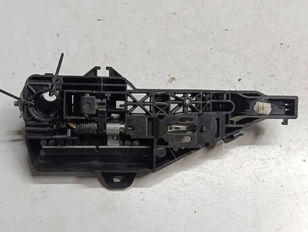 Renault Captur Voor Linker Deurknop OEM 806077201R image 3