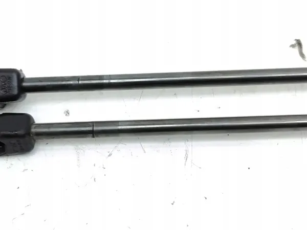 Volvo V60 2012 Bakluckdämpare OEM 31297080 image 3