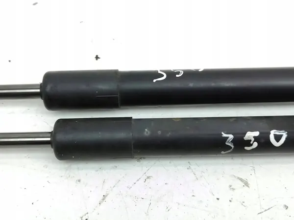 Volvo V60 2012 Bakluckdämpare OEM 31297080 image 4