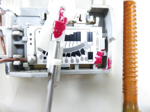 Bomba de combustível Kia 31110-1H000 image 4