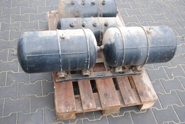 DAF XF 105 Lufttank OEM 1694140 1733544 image 6