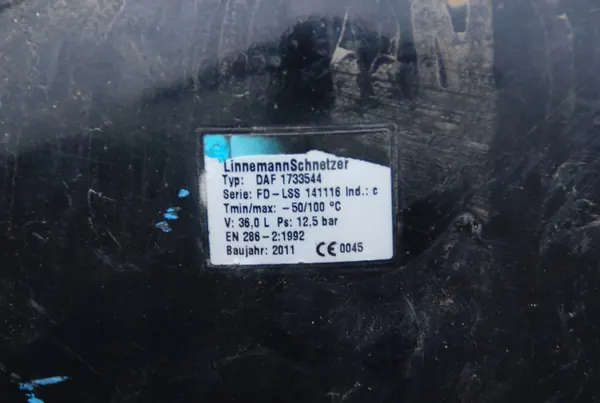 DAF XF 105 Lufttank OEM 1694140 1733544 image 9