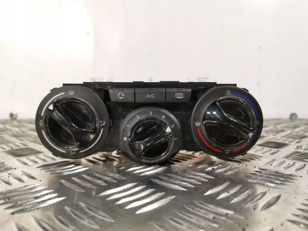 Klimapanel Peugeot 208 2015 OEM 96722483 image 2