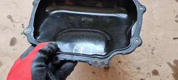 A6 C7 4G Lift Täcklock Höger 3.0 TFSI 06E109285P image 3